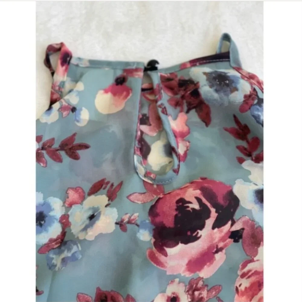 Floral Spaghetti Strap Tank Top Size S - Picture 2 of 3